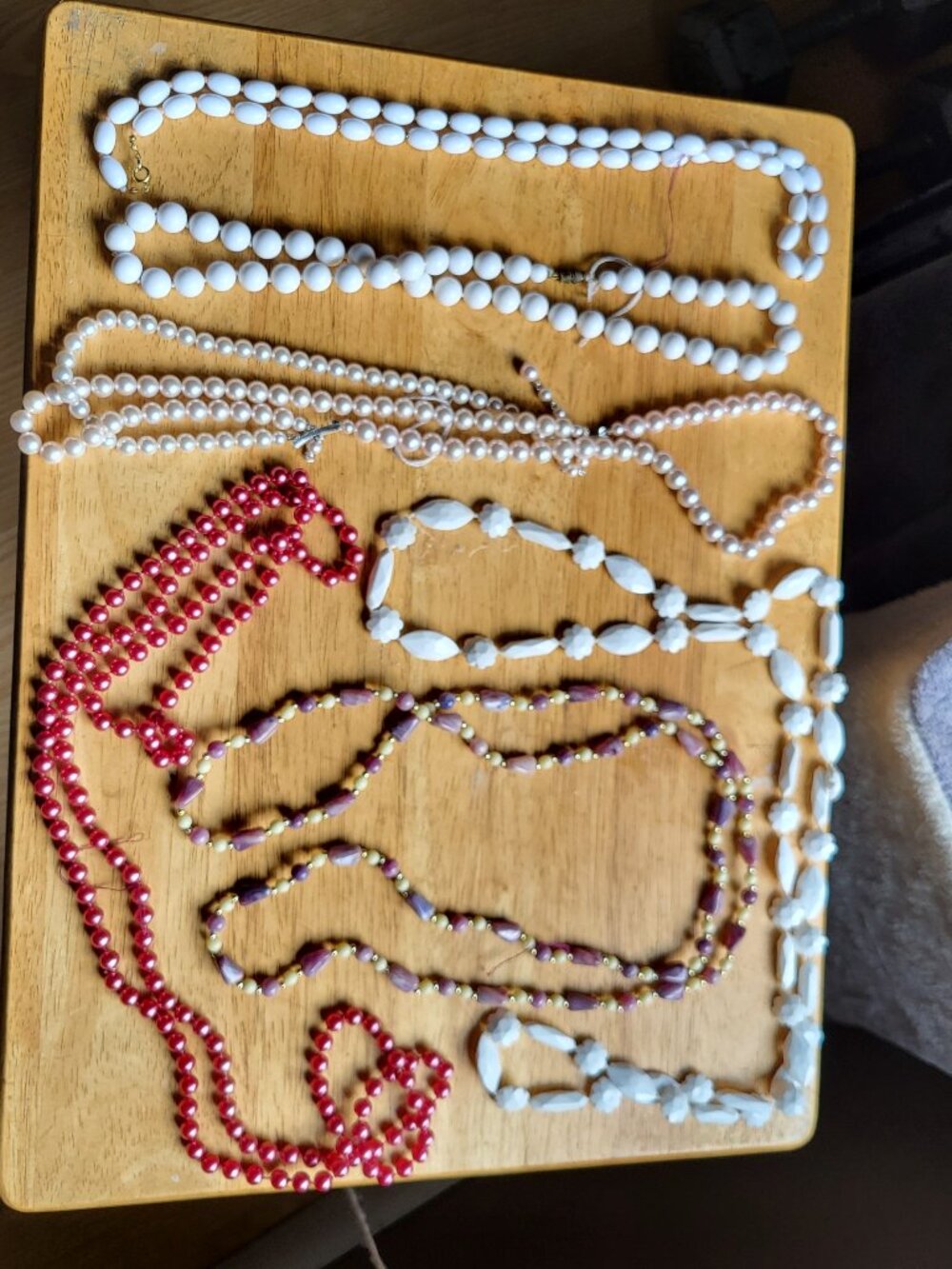 Lot Of 20 Assorted Vintage Beaded, shells,etc Necklaces Fashion Costume Jewelry